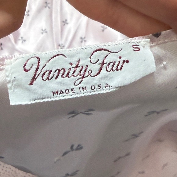 Vintage Vanity Fair Bow Print Pale Pink Nighty Nightgown Satin Slip Dress 70s - Picture 3 of 9